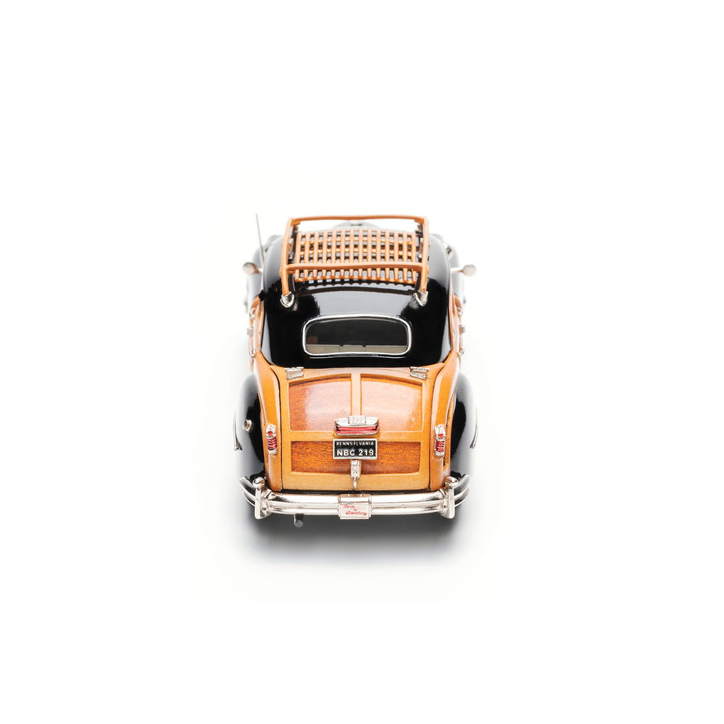 1947 Chrysler Town & Country 4 Dr Sedan