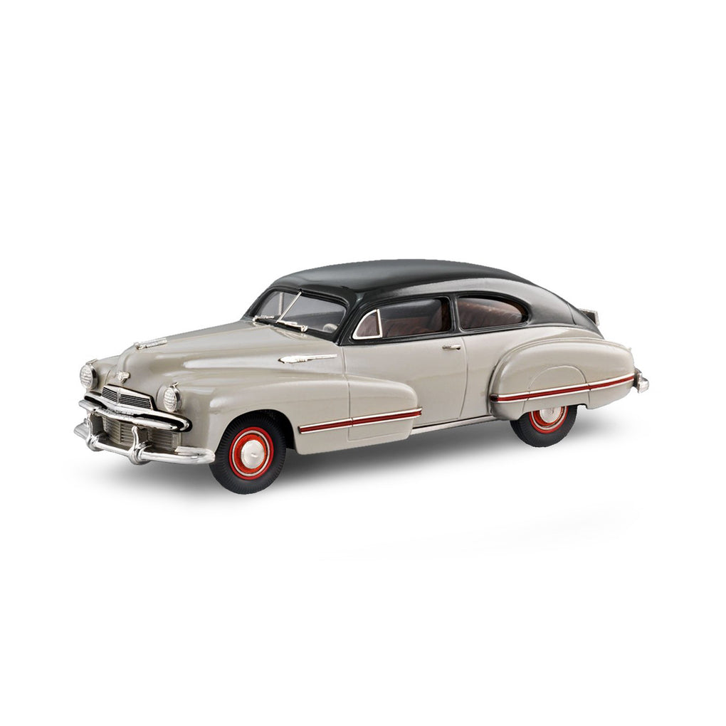 1942 Oldsmobile 98 B44 Sedanette