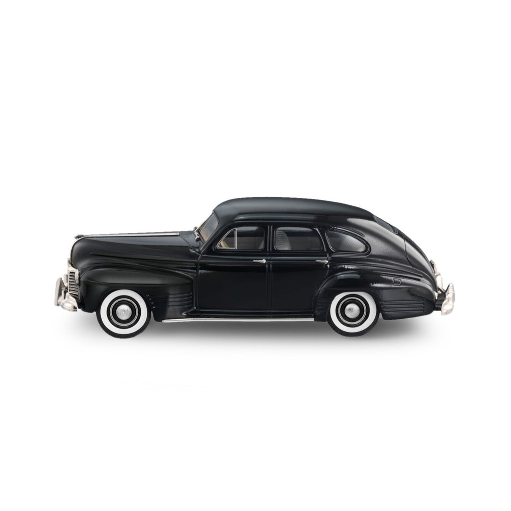 1941 Pontiac Streamliner Torpedo Sedan