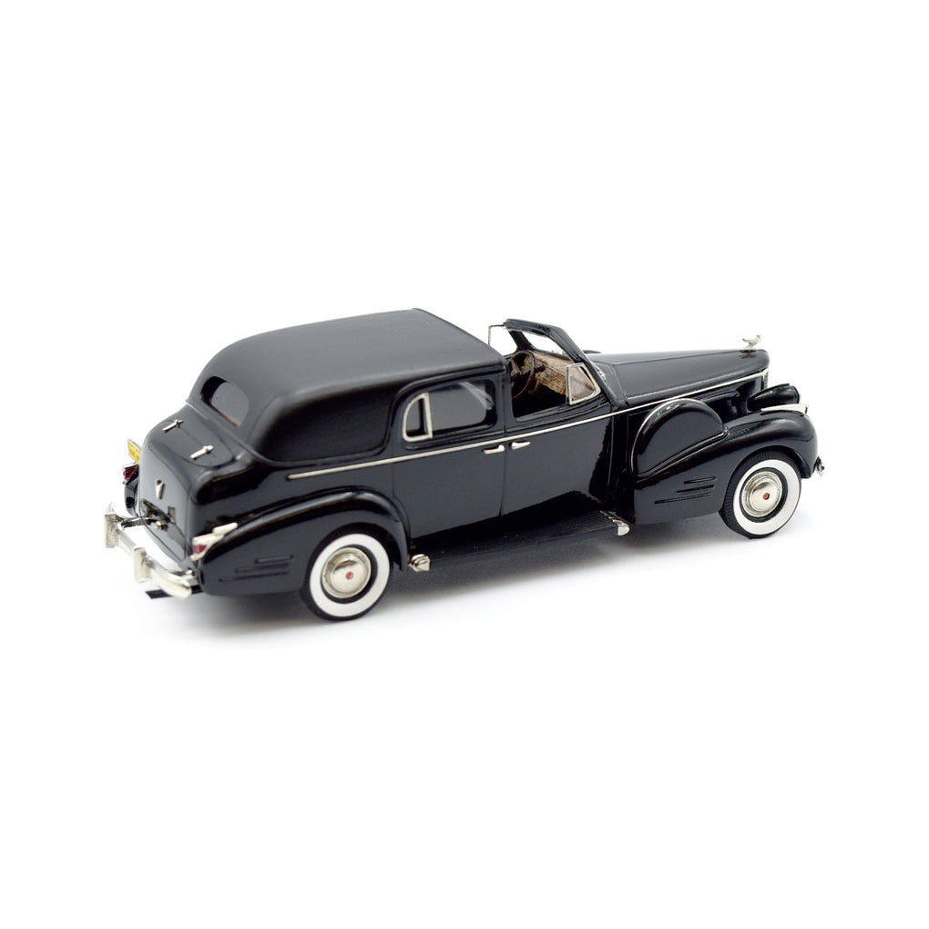 1938 Cadillac V-16 Series 90 Fleetwood Town Car