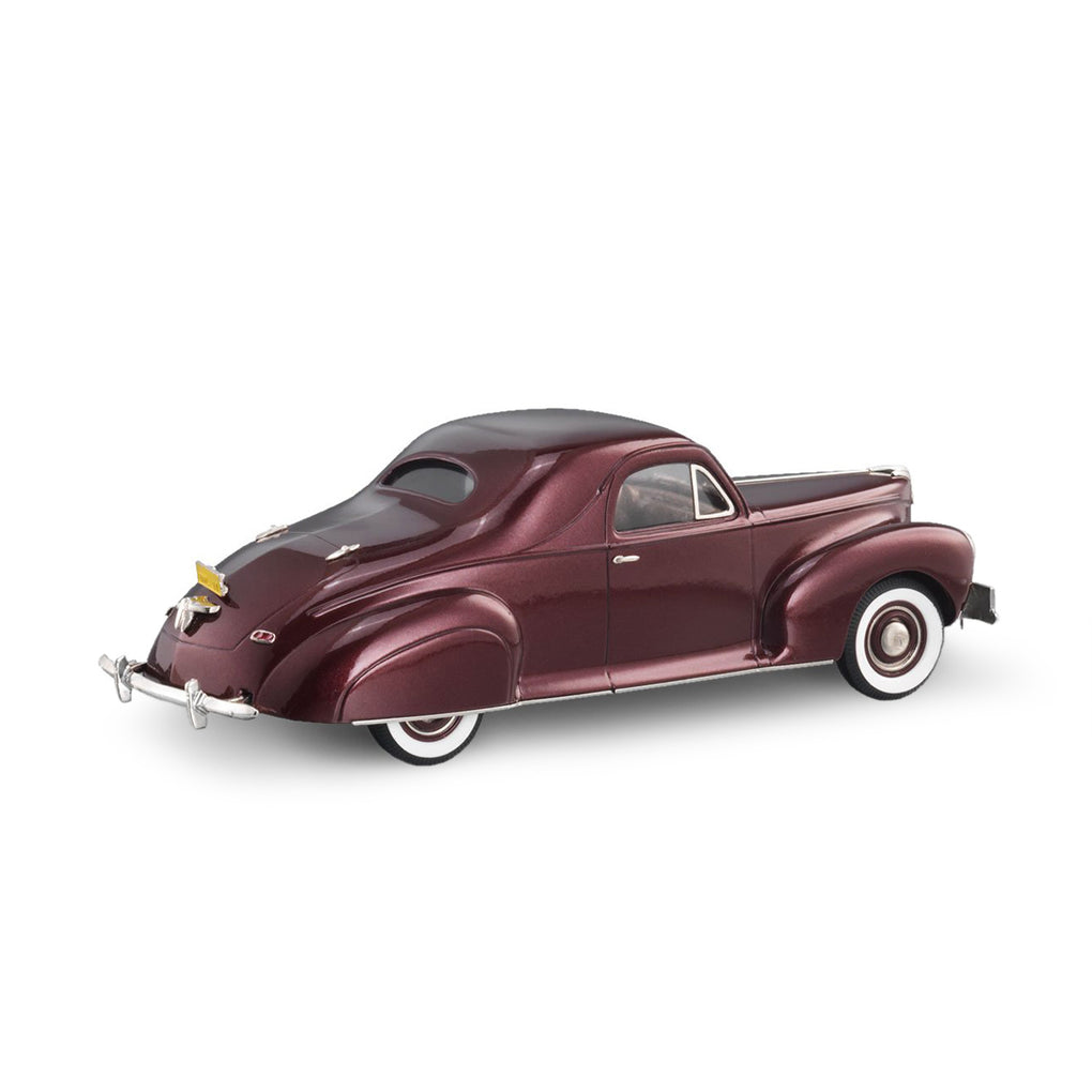 1940 Lincoln Zephyr Coupe