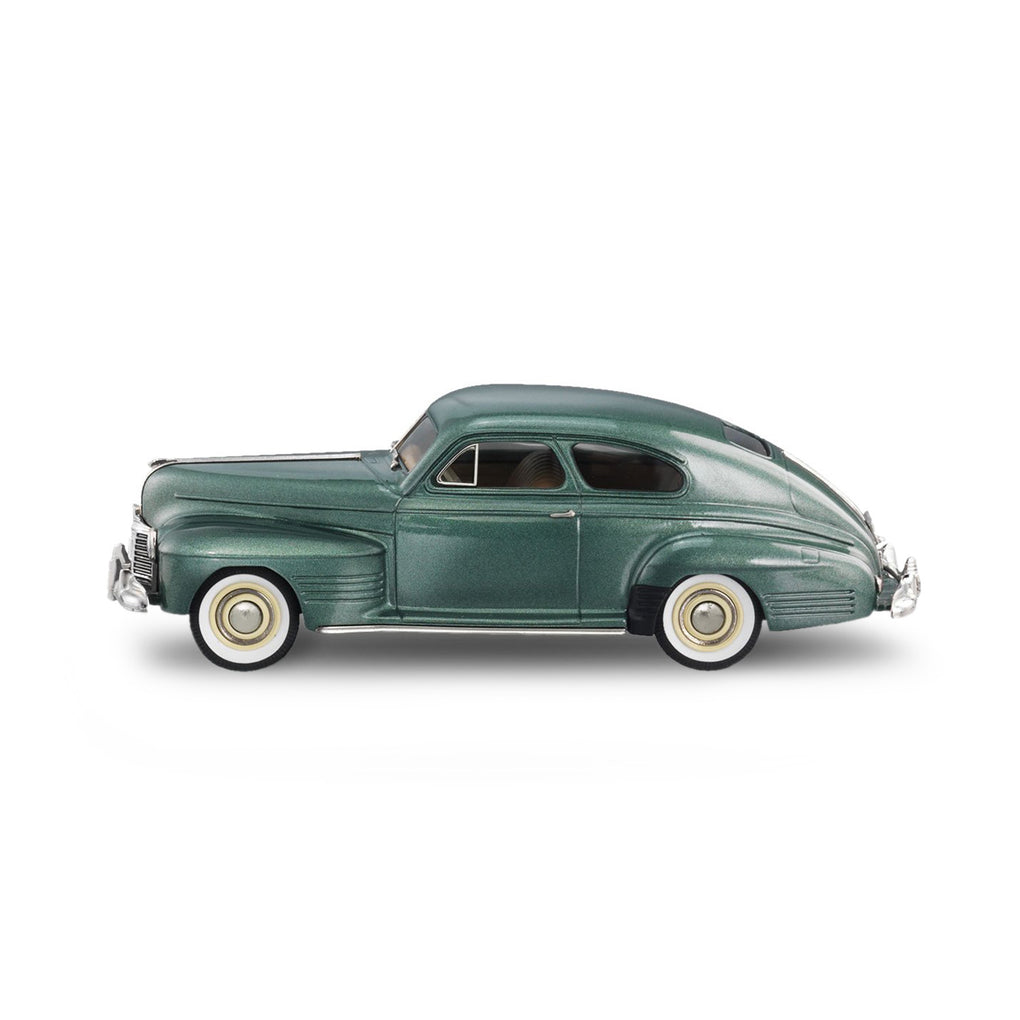 1941 Pontiac Streamliner Torpedo Sedan Coupe