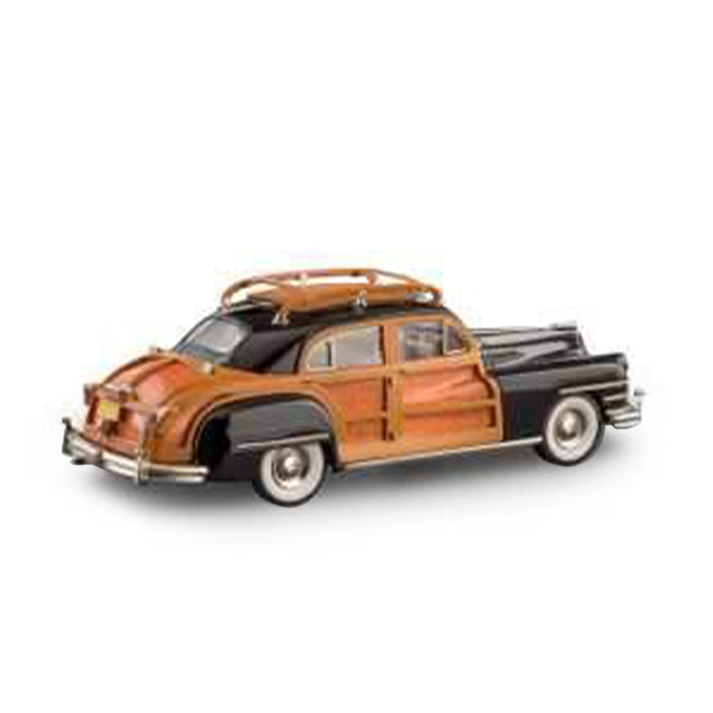 1947 Chrysler Windsor Town & Country 4-Door Sedan