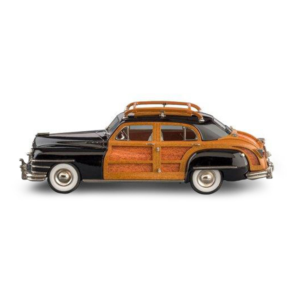 1947 Chrysler Windsor Town & Country 4-Door Sedan