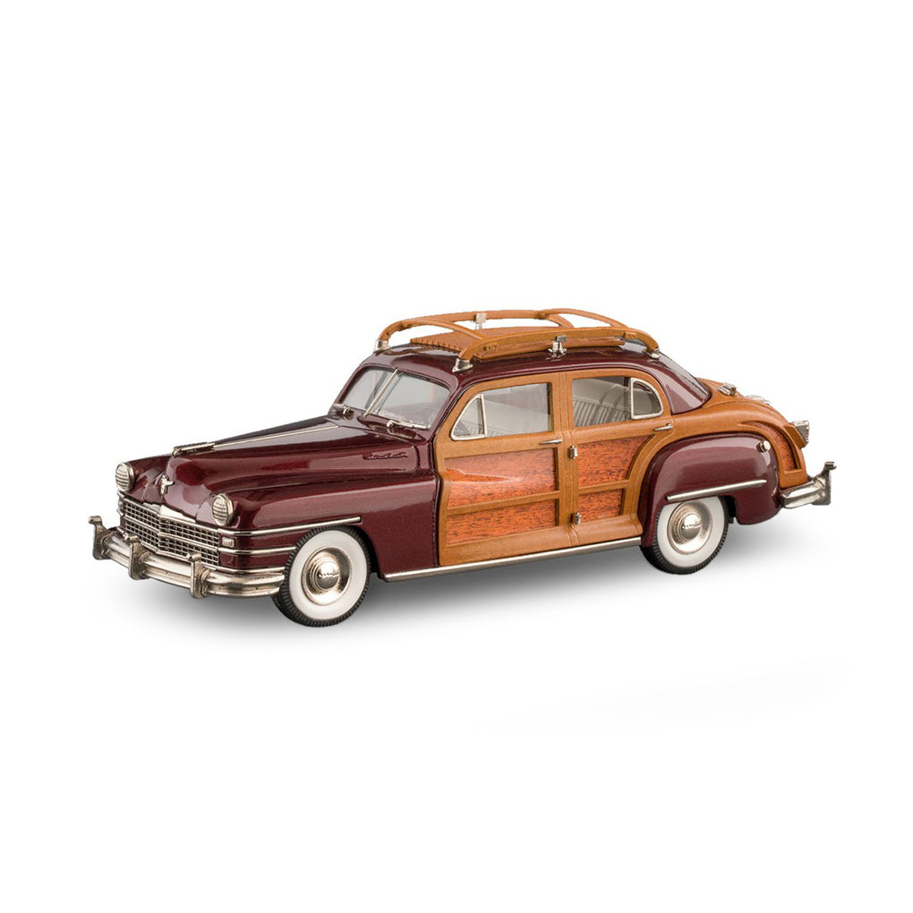 1947 Chrysler Windsor Town & Country 4-Door Sedan