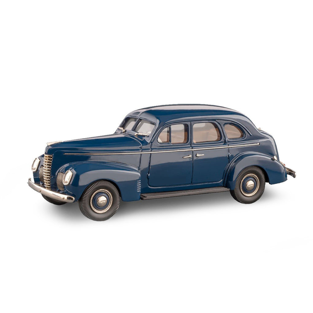1939 Nash Ambassador Eight 4-Door Sedan
