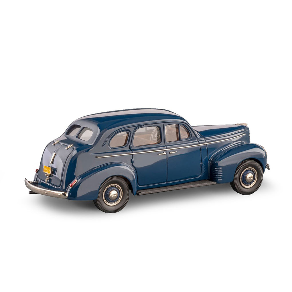 1939 Nash Ambassador Eight 4-Door Sedan