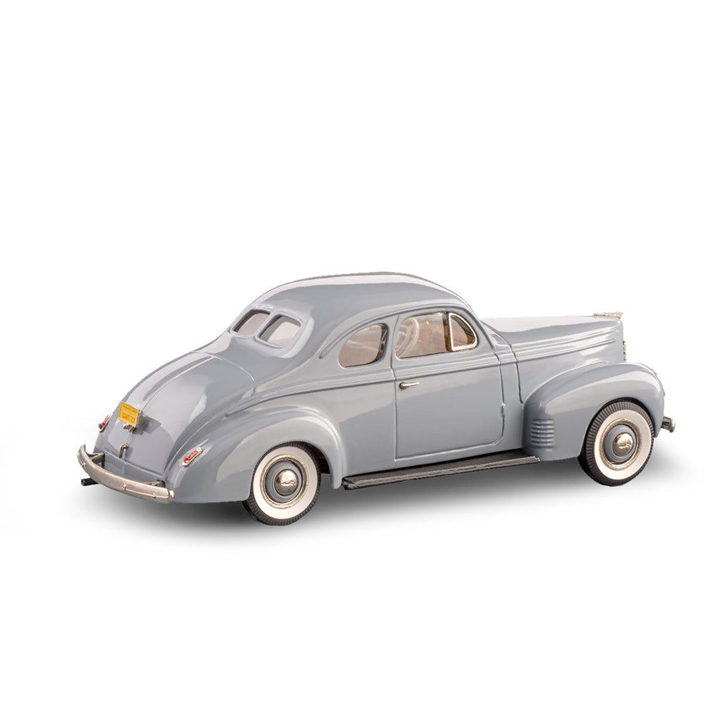 1939 Nash Ambassador Eight Two-Door Coupe
