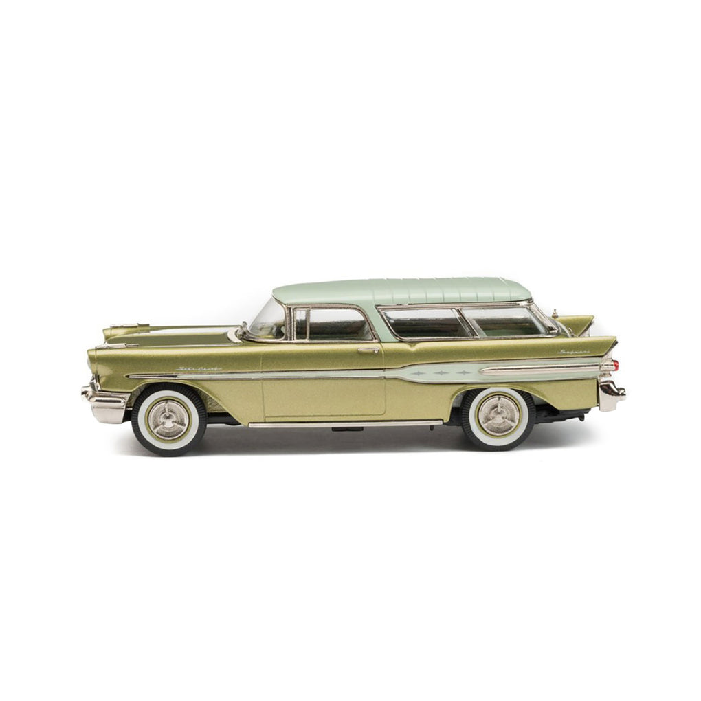 1957 Pontiac Safari 2-Door Station Wagon