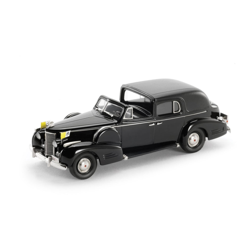 1938 Cadillac V16 Series 90 Fleetwood Town Car