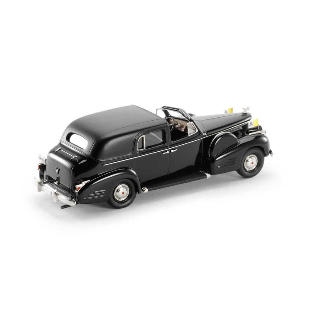 1938 Cadillac V16 Series 90 Fleetwood Town Car
