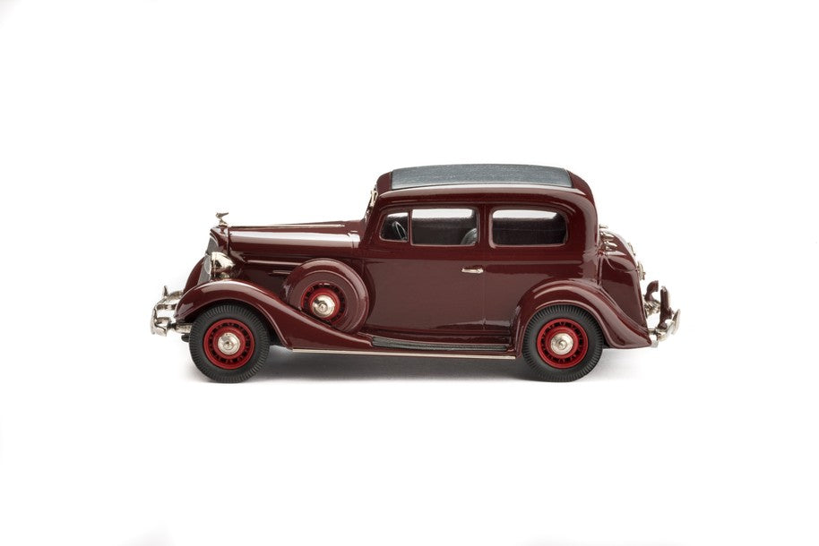 1934 Chevrolet 2-Door Sedan (Regent Maroon)