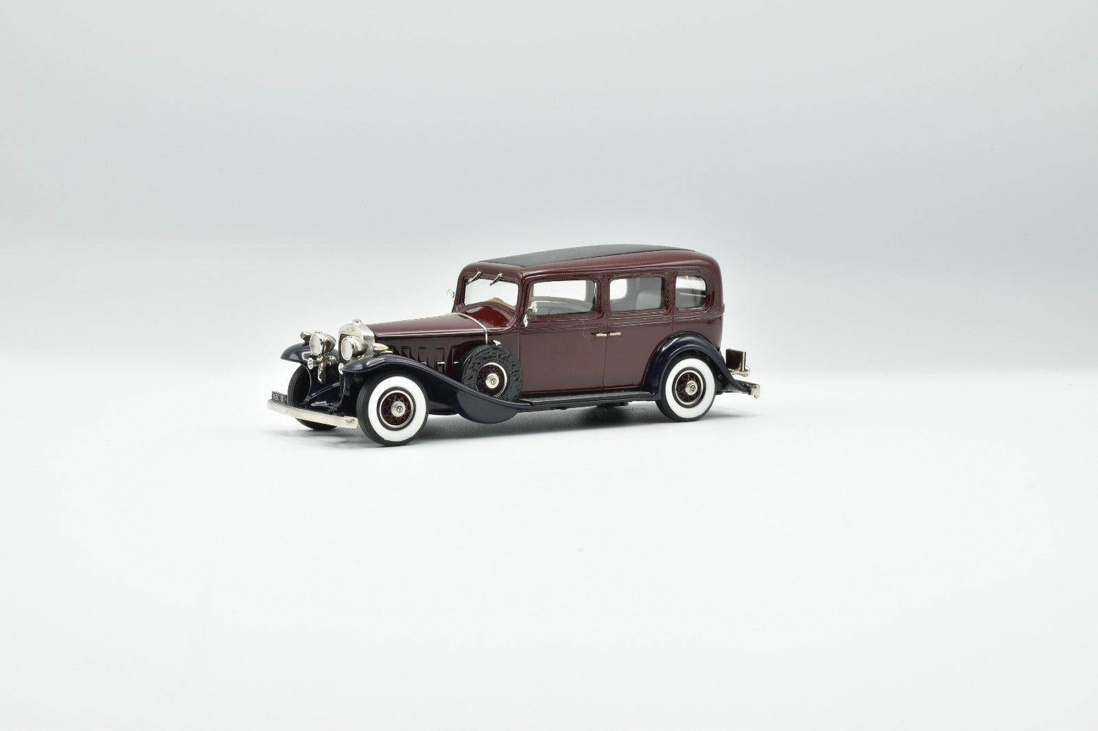 Brooklin BRK63 1/43 1956 Plymouth Fury DAMAGED Handmade