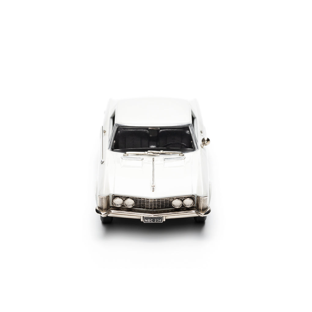 1963 Buick Riviera - White Version